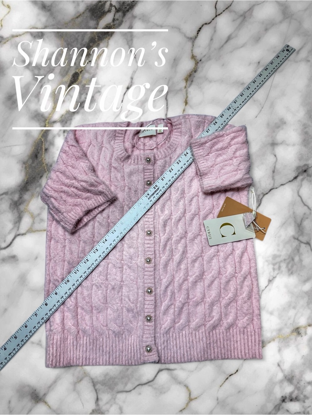 Cyrus NWT sz XS Classic Cable Knit Pearl Button Short Sleeve Cardigan A5